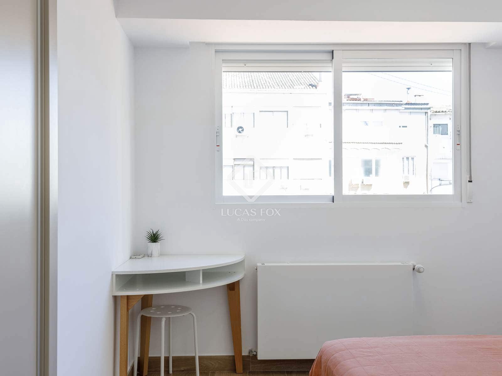 3 quarto Apartamento para arrendar em Valencia cidade - 2 700 € (Ref: 7626106)