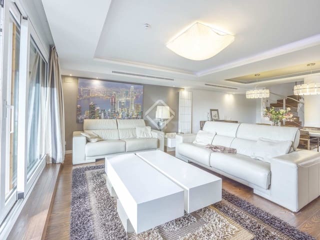 Villa/Maison de 4 chambres à louer à Bétera avec garage - 3 500 € (Ref: 7638505)