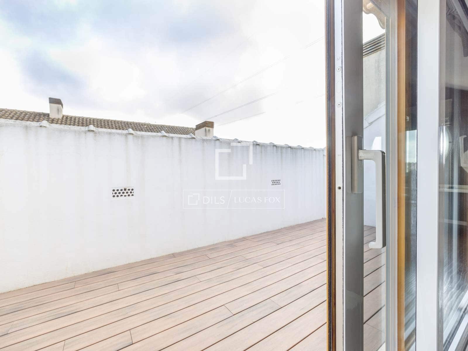 Villa/Maison de 4 chambres à louer à Betera avec garage - 3 500 € (Ref: 7638505)