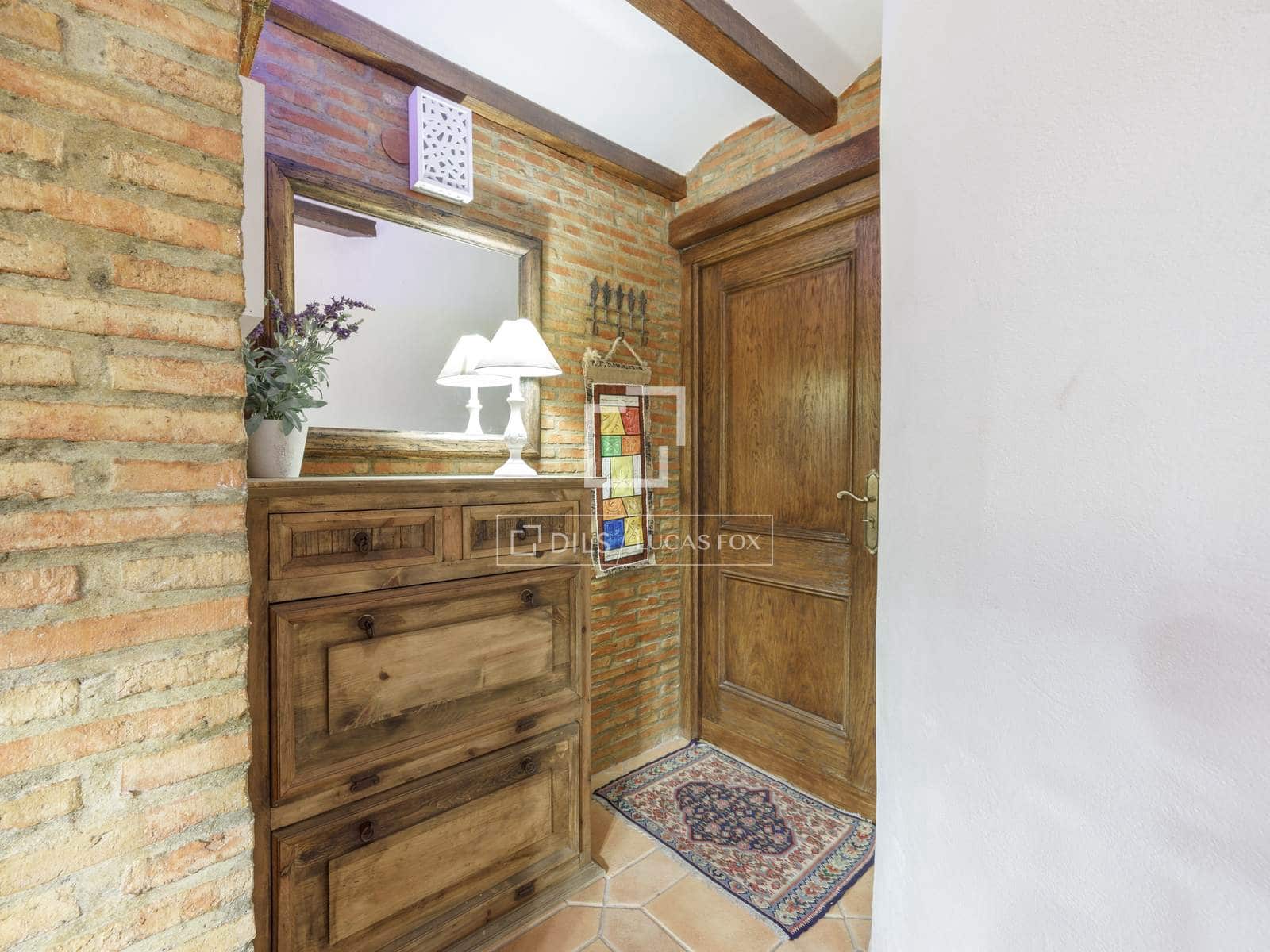 Villa/Maison de 4 chambres à louer à Betera avec garage - 3 500 € (Ref: 7638505)