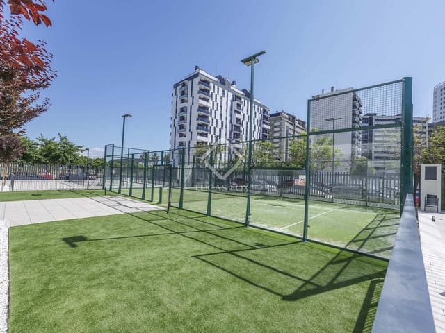 4 makuuhuone Kattohuoneisto vuokrattavana paikassa Valencia kaupunki mukana uima-altaan 
autotalli - 2 600 € (Ref: 7638507)