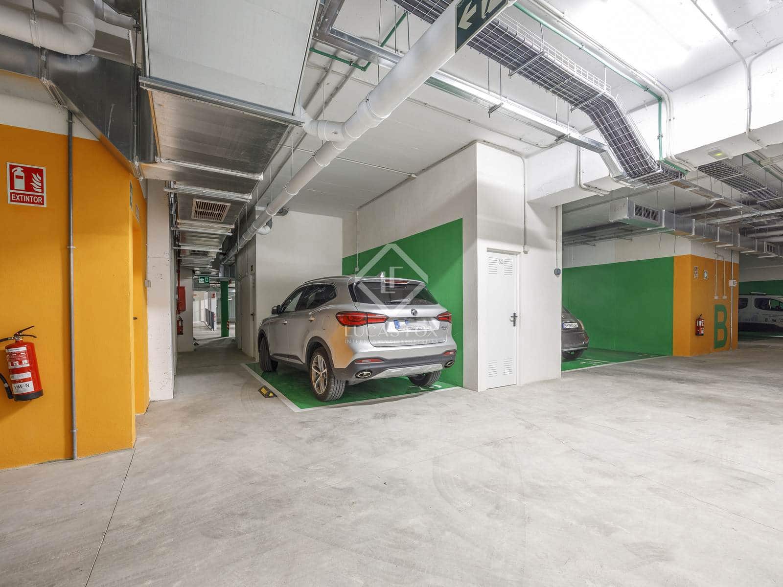 4 makuuhuone Kattohuoneisto vuokrattavana paikassa Valencia kaupunki mukana uima-altaan 
autotalli - 2 600 € (Ref: 7638507)