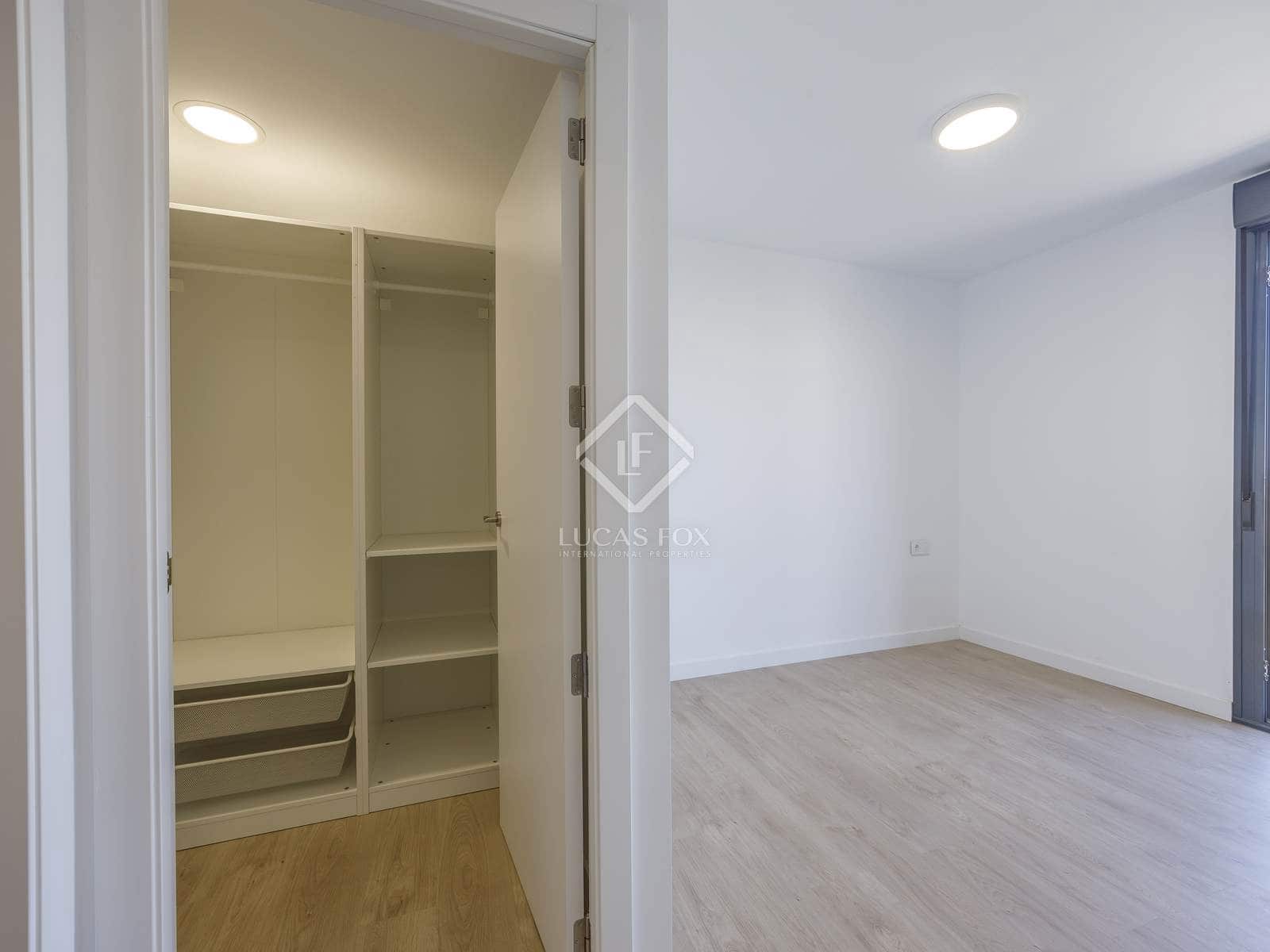 4 makuuhuone Kattohuoneisto vuokrattavana paikassa Valencia kaupunki mukana uima-altaan 
autotalli - 2 600 € (Ref: 7638507)