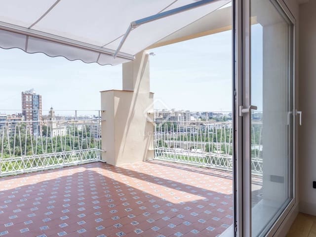 3 sovrum Takvåning att hyra i Valencia stad - 5 000 € (Ref: 7638511)