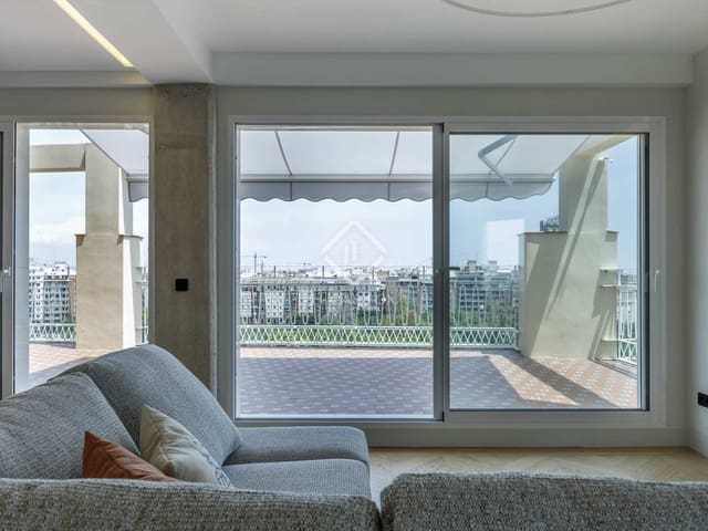 3 sovrum Takvåning att hyra i Valencia stad - 5 000 € (Ref: 7638511)