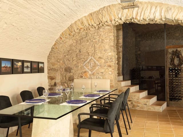 4 quarto Quinta/Casa Rural para venda em Sant Pol, La Bisbal d'Empordà com piscina garagem - 3 200 000 € (Ref: 7643924)