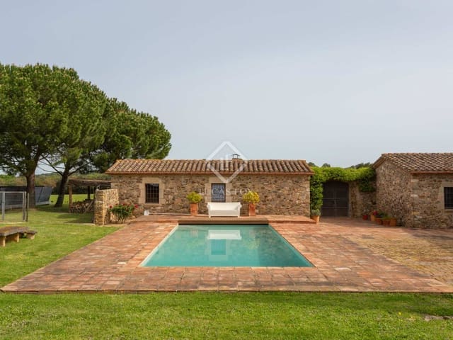 4 quarto Quinta/Casa Rural para venda em Sant Pol, La Bisbal d'Empordà com piscina garagem - 3 200 000 € (Ref: 7643924)