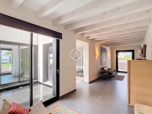 5 quarto Moradia para arrendar em Ciutadella de Menorca com piscina garagem - 40 000 € (Ref: 7643935)