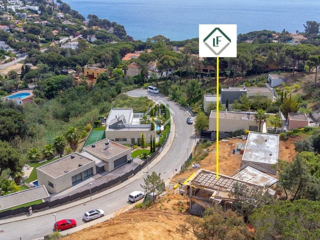 4 slaapkamer Villa te koop in Blanes met zwembad garage - € 1.200.000 (Ref: 7650475)
