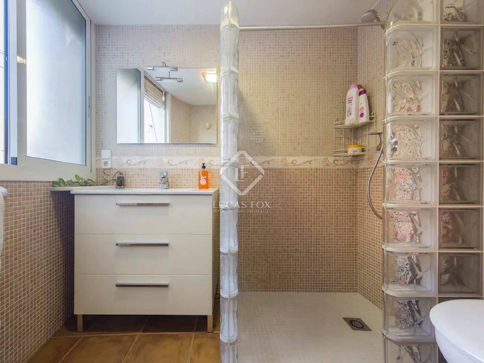 3 bedroom Apartment for rent in Valencia city - € 1,950 (Ref: 7650487)