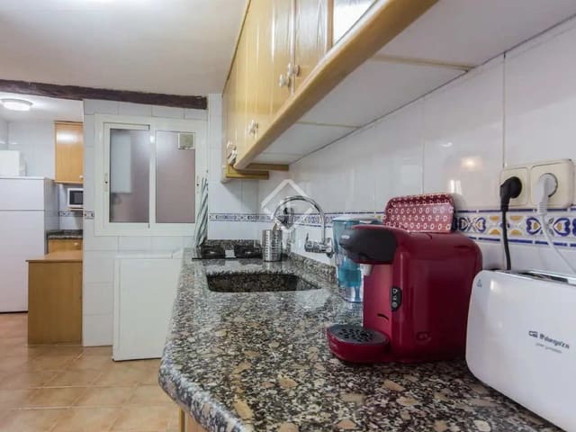 3 bedroom Apartment for rent in Valencia city - € 1,950 (Ref: 7650487)