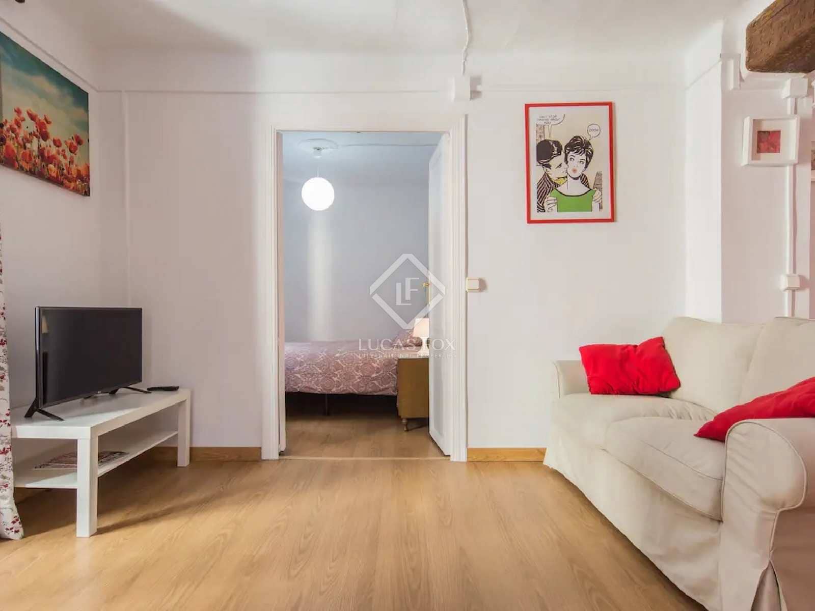 3 bedroom Apartment for rent in Valencia city - € 1,950 (Ref: 7650487)