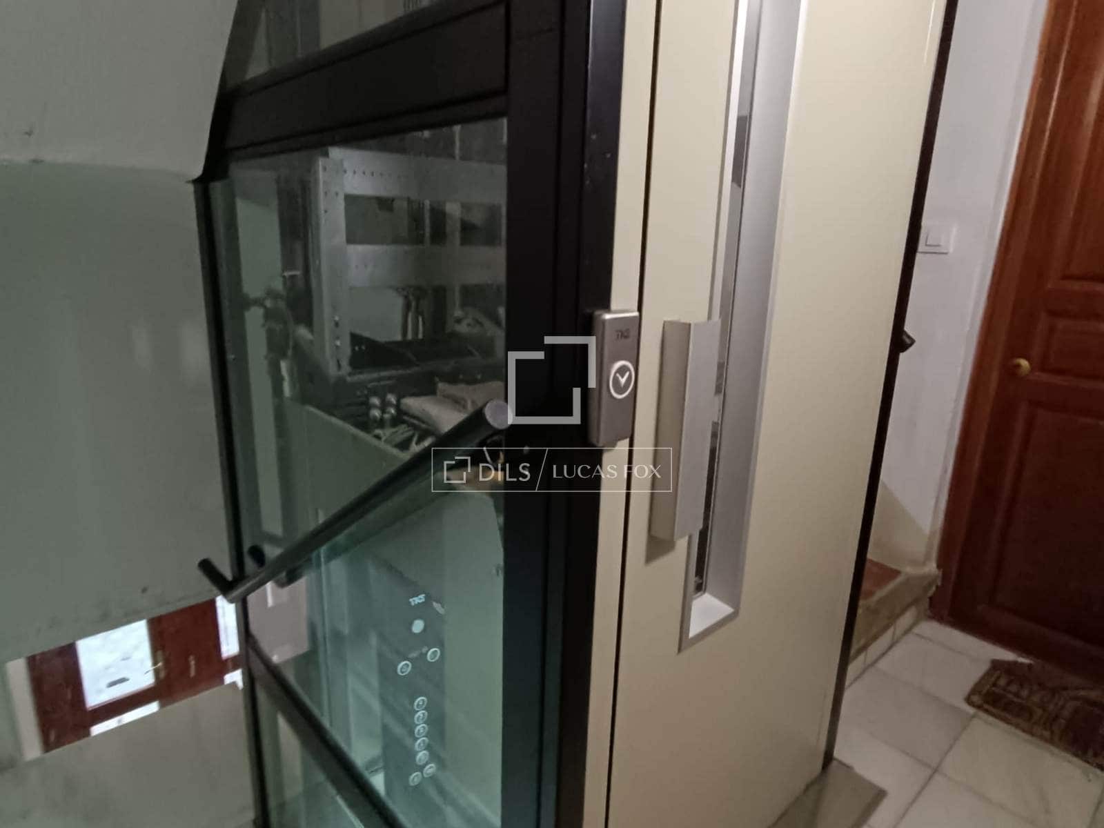 3 soverom Leilighet til leie i Valencia by - € 1 950 (Ref: 7650487)