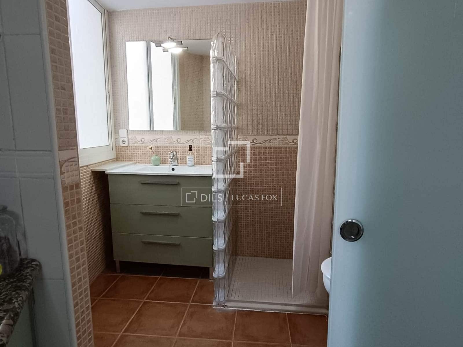 3 soverom Leilighet til leie i Valencia by - € 1 950 (Ref: 7650487)