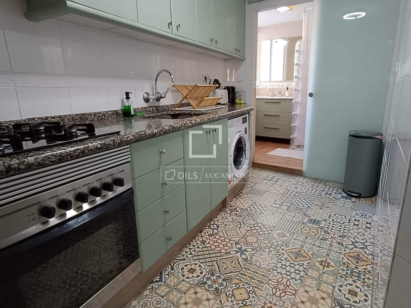 3 soverom Leilighet til leie i Valencia by - € 1 950 (Ref: 7650487)