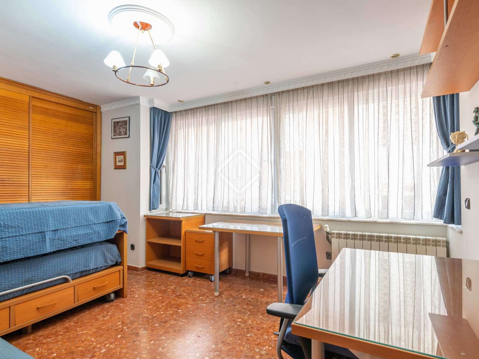 4 makuuhuone Huoneisto vuokrattavana paikassa Malaga kaupunki mukana 
autotalli - 2 500 € (Ref: 7656269)