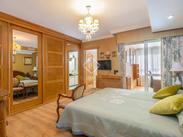 4 makuuhuone Huoneisto vuokrattavana paikassa La Malagueta, Málaga kaupunki mukana 
autotalli - 2 500 € (Ref: 7656269)