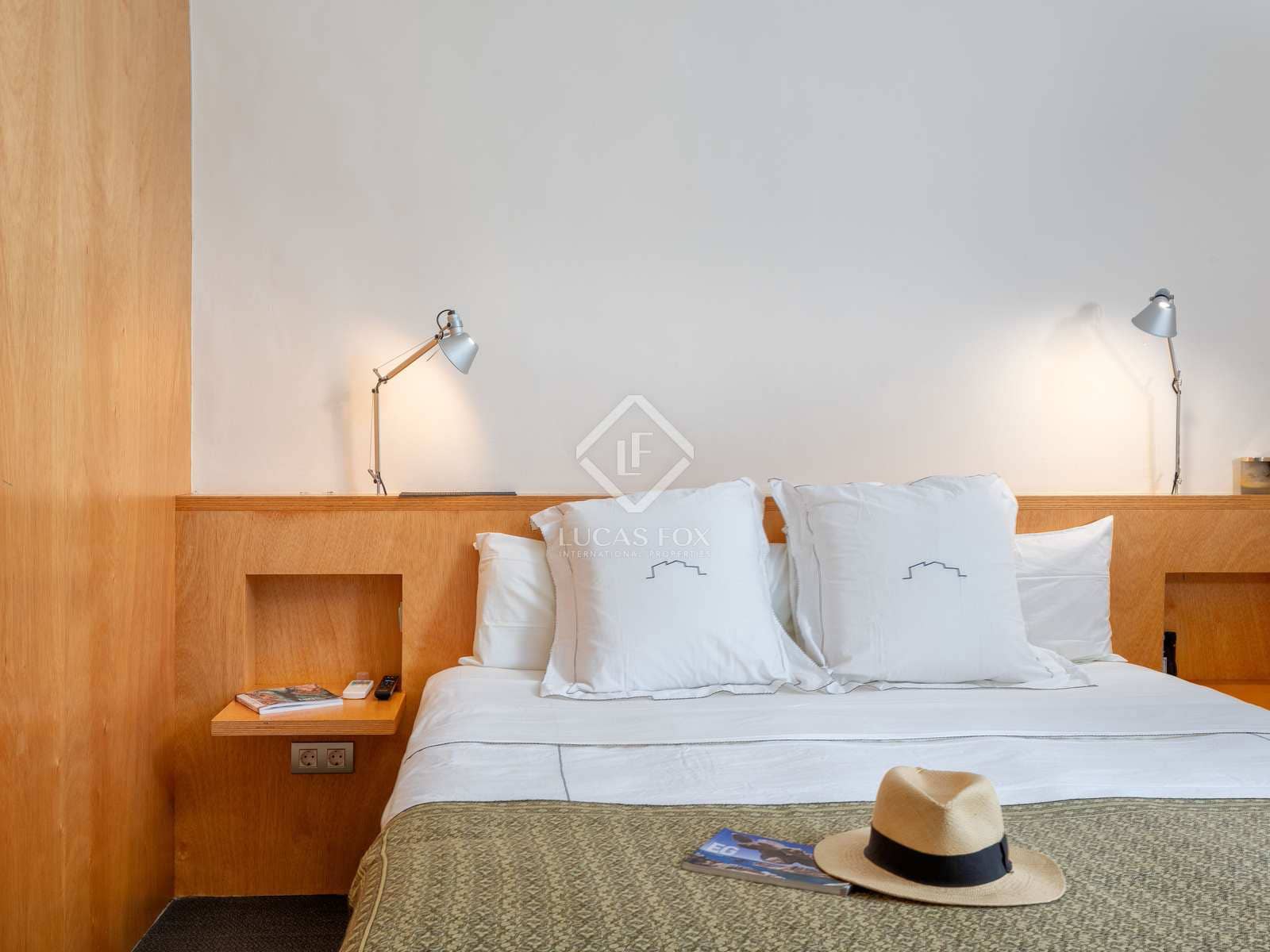 6 soveværelse Finca/Landehus til salg i Forallac med swimmingpool garage - € 4.900.000 (Ref: 7662623)