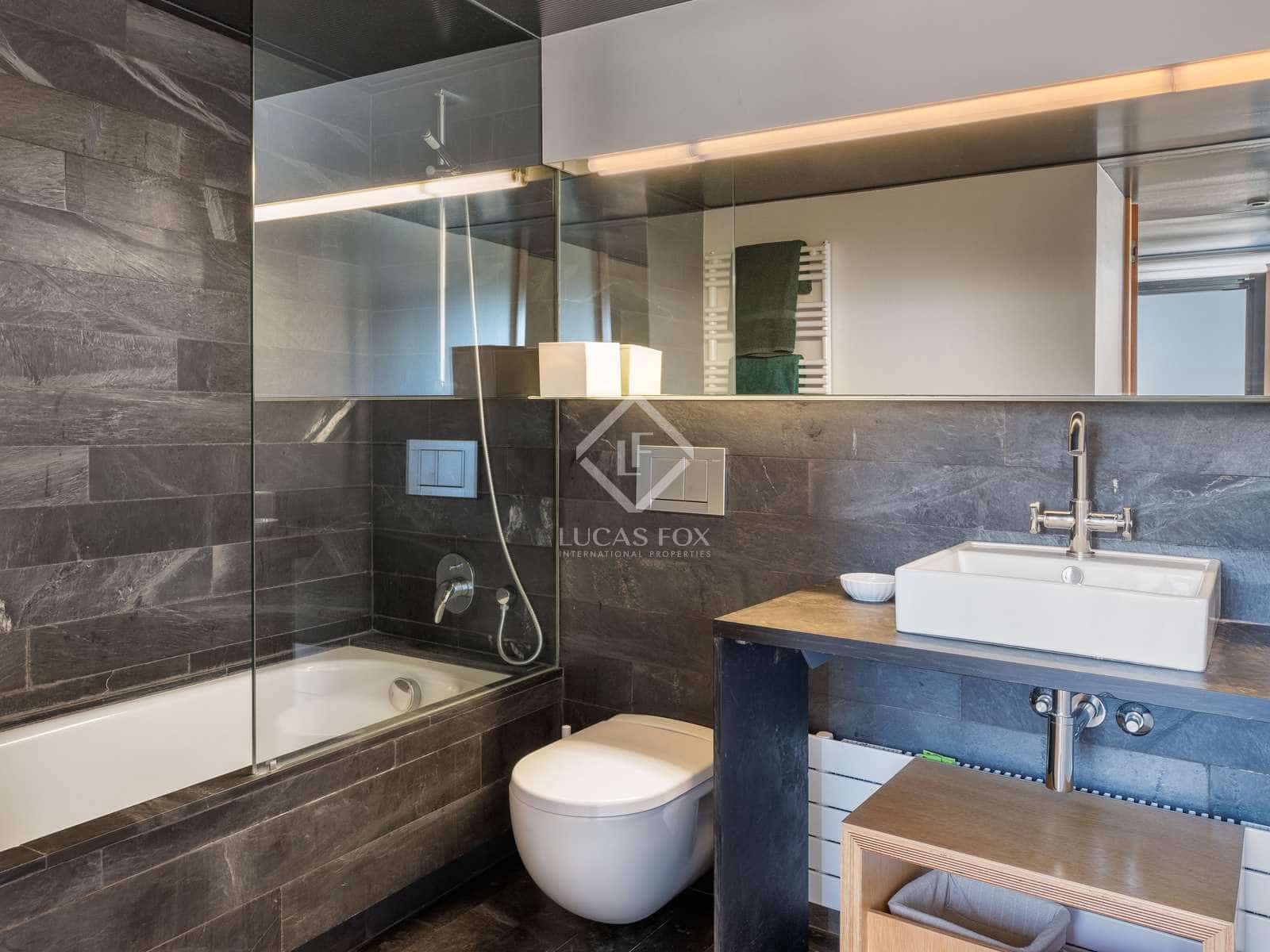 6 soveværelse Finca/Landehus til salg i Forallac med swimmingpool garage - € 4.900.000 (Ref: 7662623)