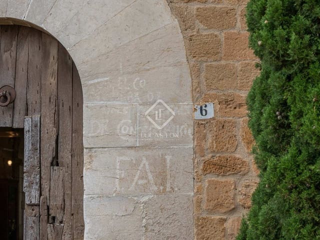 16 soverom Finca/Herregård til salgs i Vilademuls med svømmebasseng garasje - € 3 000 000 (Ref: 7662624)