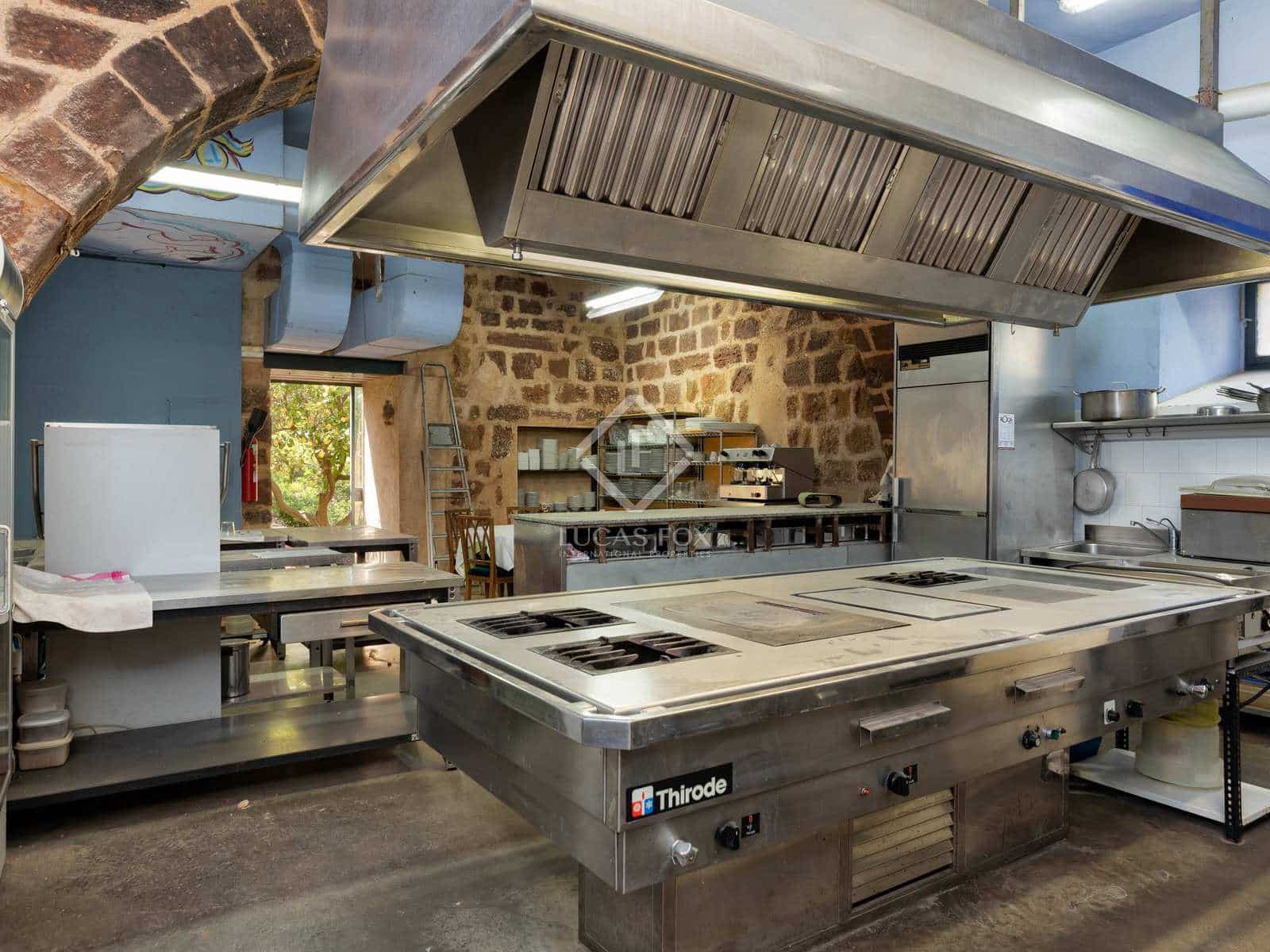 16 soverom Finca/Herregård til salgs i Vilademuls med svømmebasseng garasje - € 3 000 000 (Ref: 7662624)