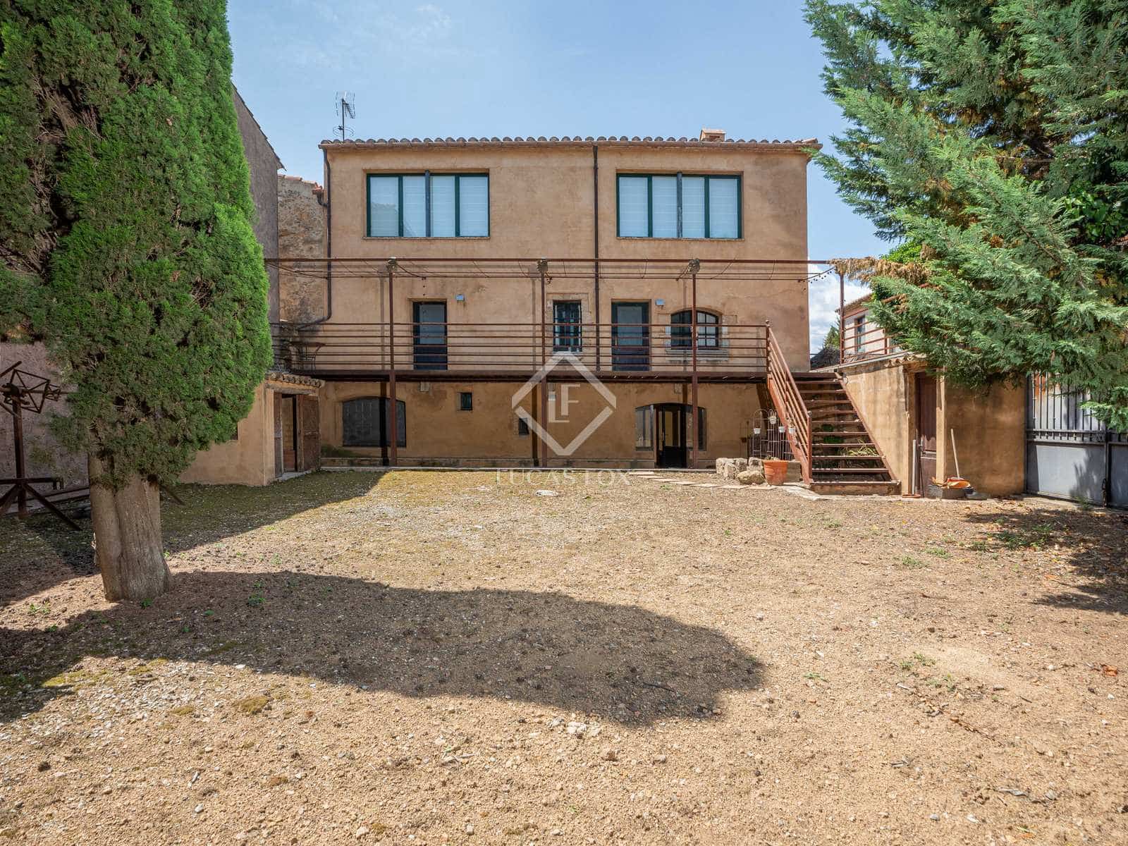 16 soverom Finca/Herregård til salgs i Vilademuls med svømmebasseng garasje - € 3 000 000 (Ref: 7662624)