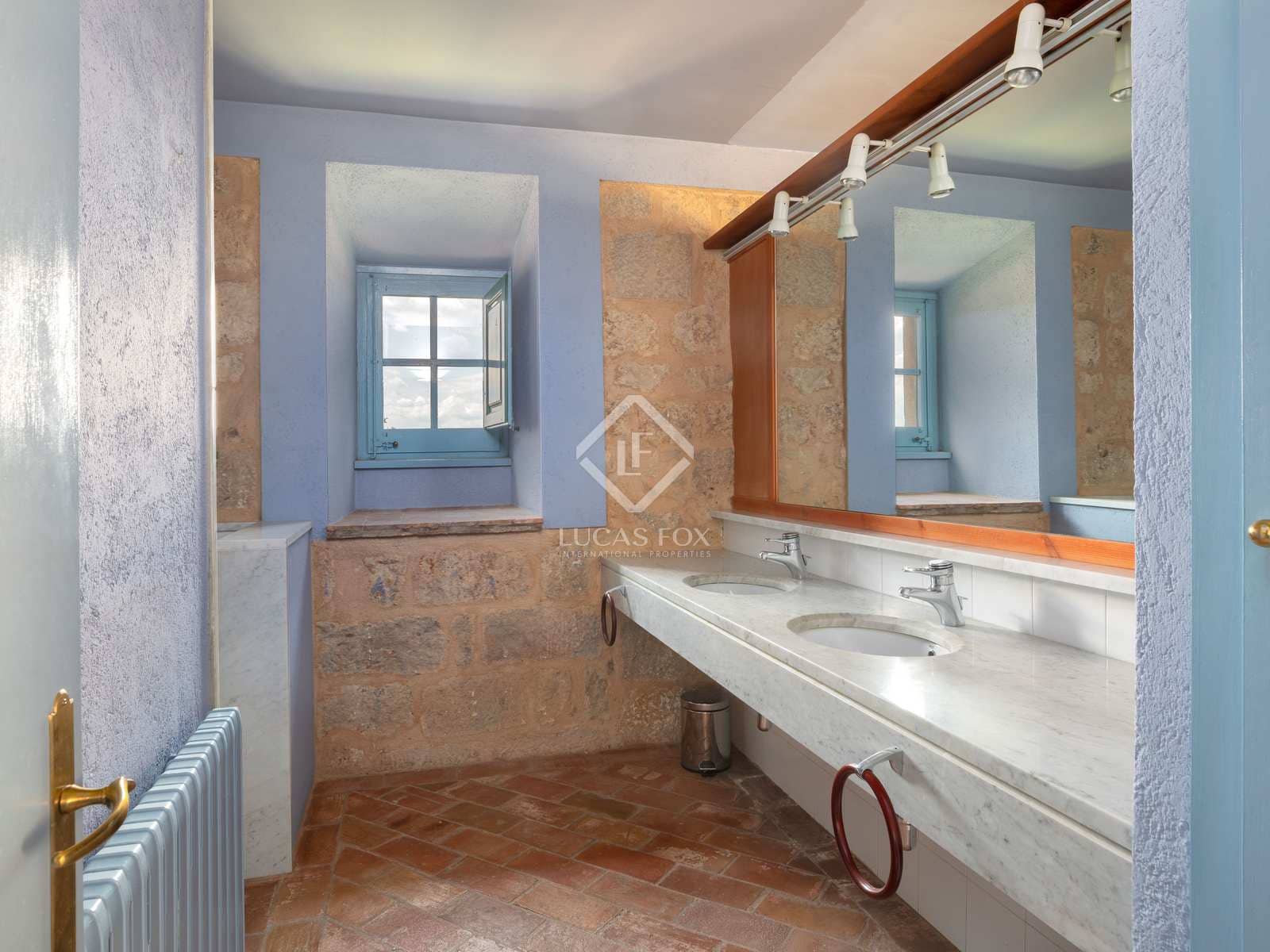 16 soverom Finca/Herregård til salgs i Vilademuls med svømmebasseng garasje - € 3 000 000 (Ref: 7662624)