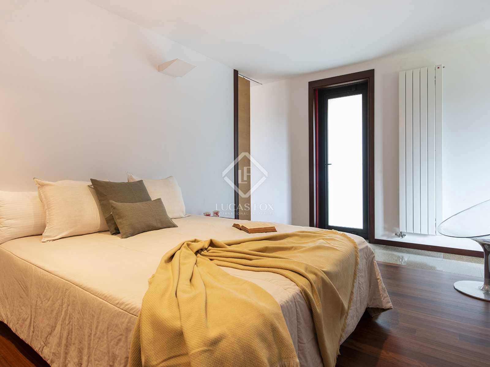 4 soveværelse Villa til leje i Cangas - € 4.500 (Ref: 7667127)