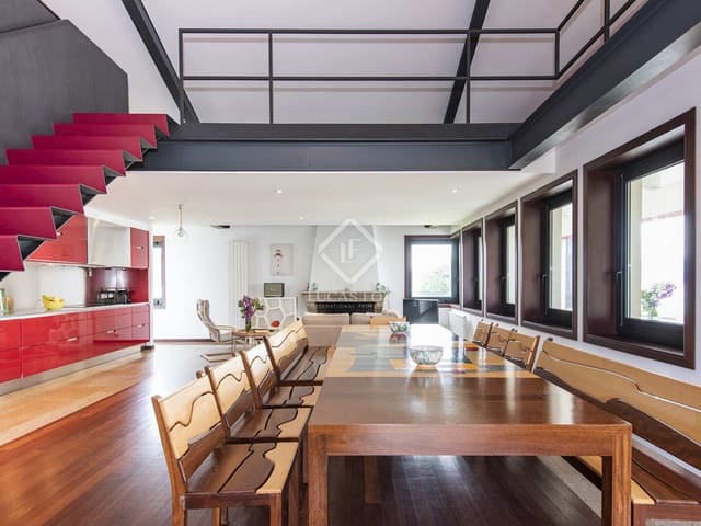 4 bedroom Villa for rent in Cangas - € 4,500 (Ref: 7667127)