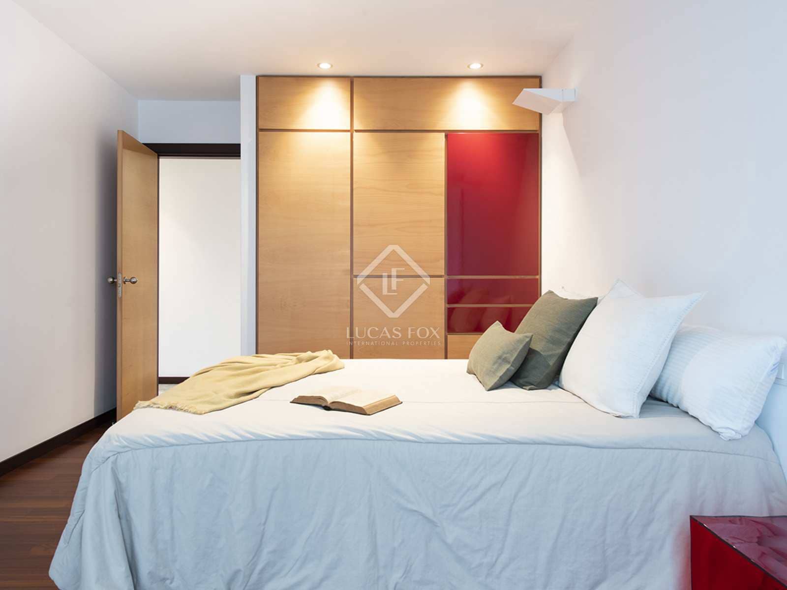 4 soveværelse Villa til leje i Cangas - € 4.500 (Ref: 7667127)