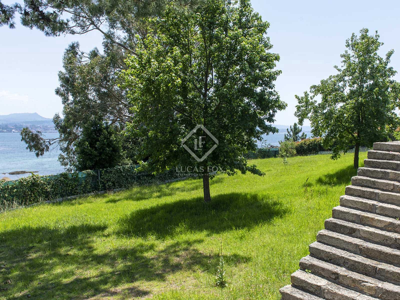 4 soveværelse Villa til leje i Cangas - € 4.500 (Ref: 7667127)