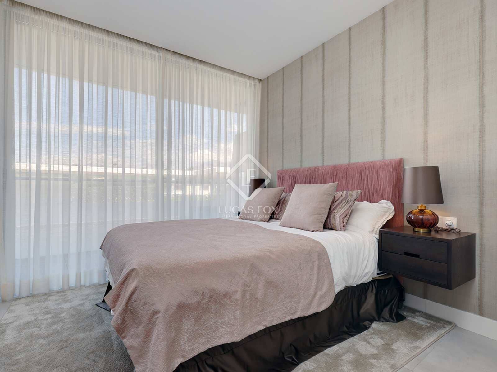 3 Zimmer Apartment zu verkaufen in Estepona mit Pool Garage - 1.140.000 € (Ref: 7670458)