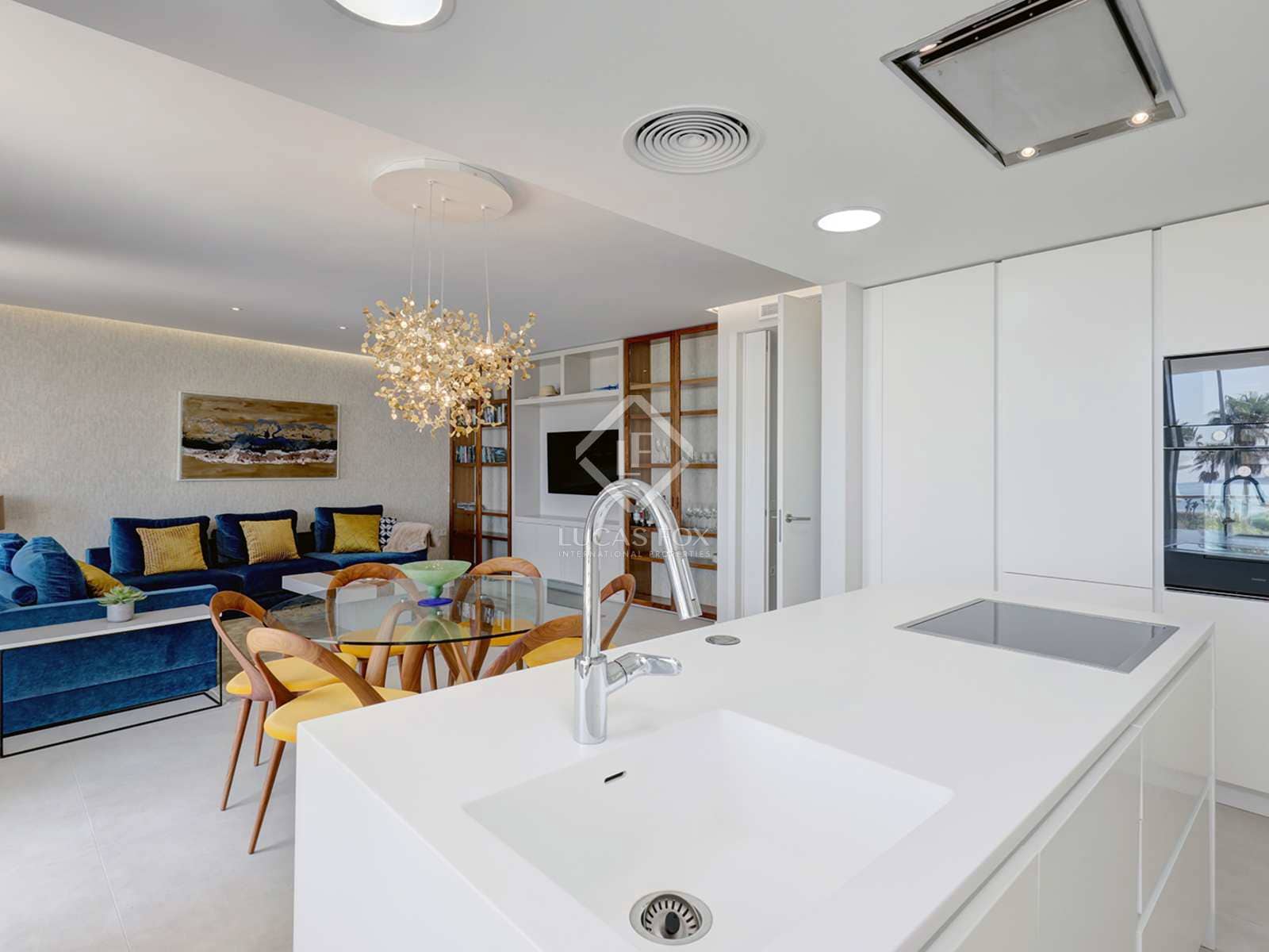 3 Zimmer Apartment zu verkaufen in Estepona mit Pool Garage - 1.140.000 € (Ref: 7670458)