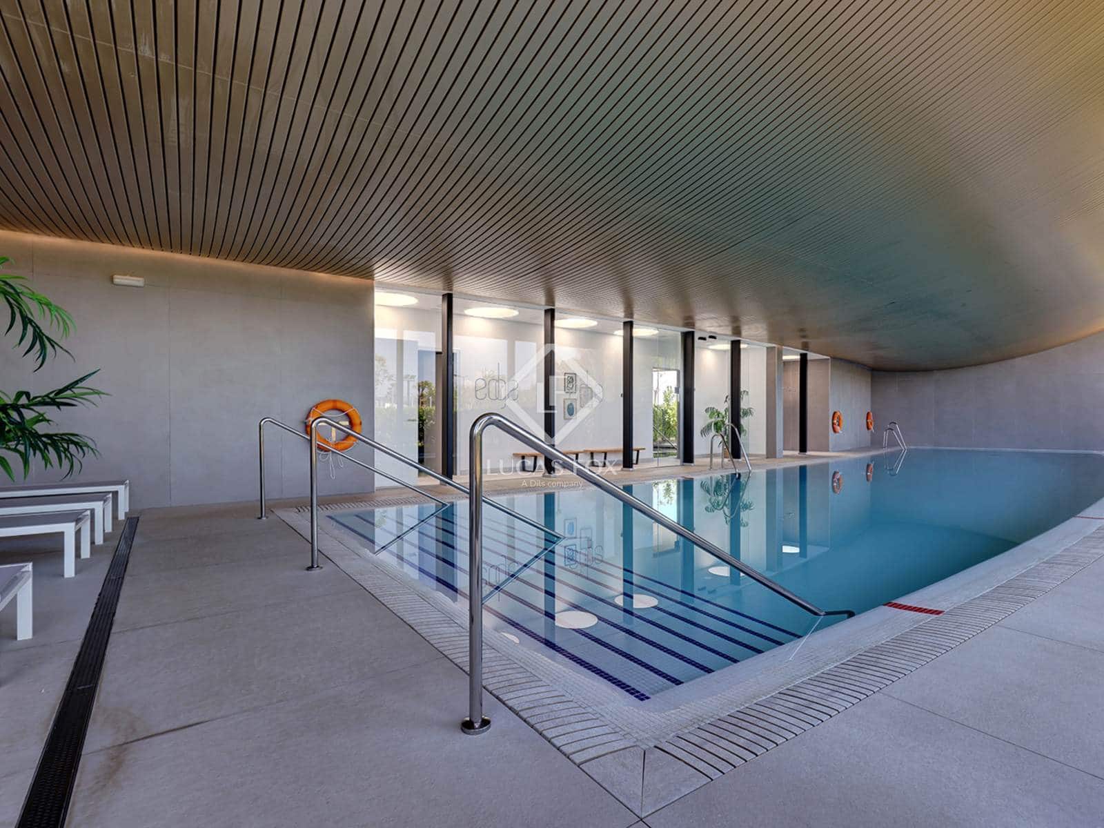 3 Zimmer Apartment zu verkaufen in Estepona mit Pool Garage - 1.140.000 € (Ref: 7670458)