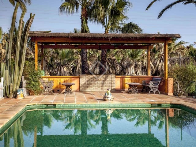 Chalet de 8 habitaciones en Dénia en venta con piscina garaje - 2.500.000 € (Ref: 7670463)