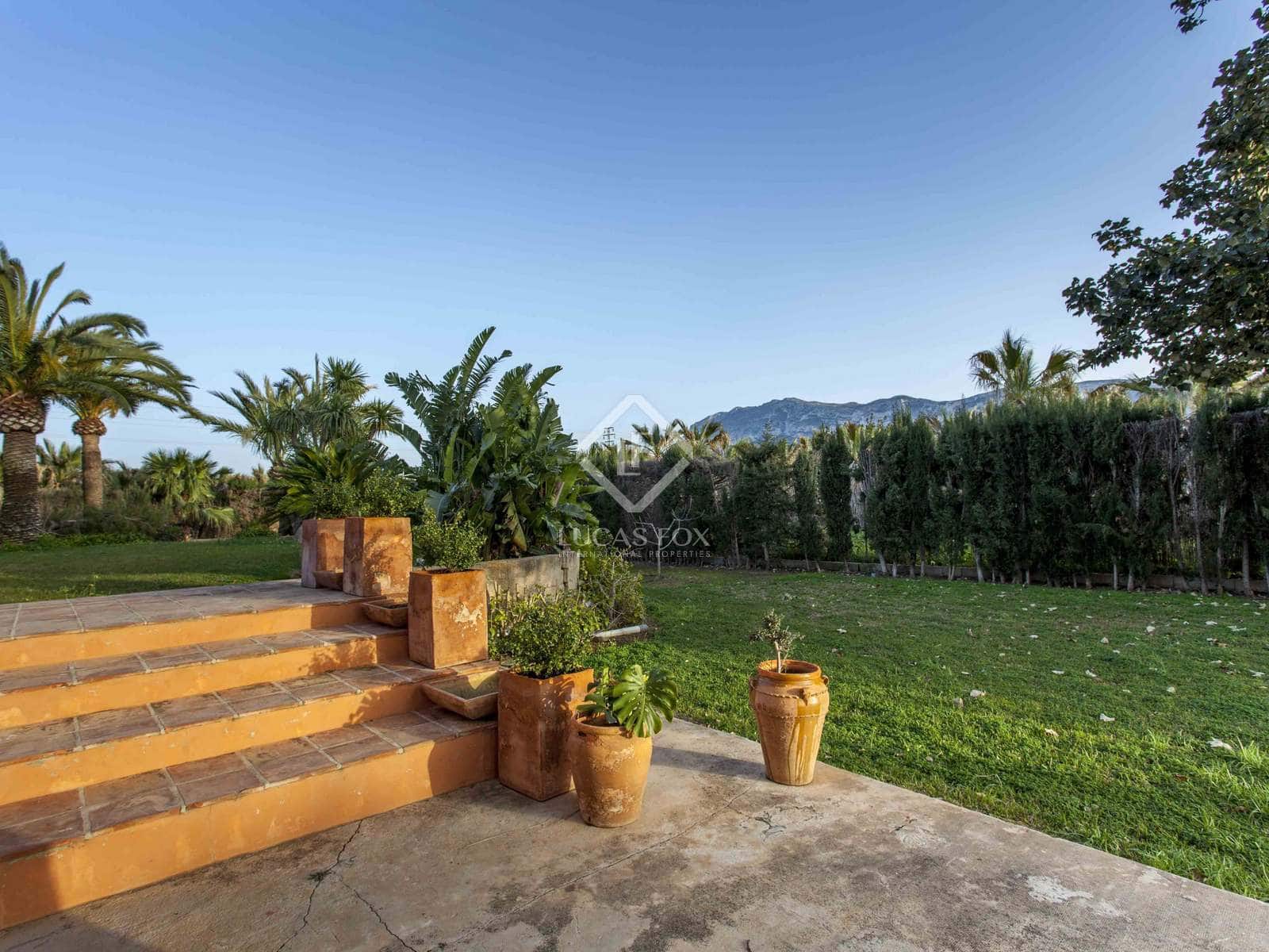 Chalet de 8 habitaciones en Dénia en venta con piscina garaje - 2.500.000 € (Ref: 7670463)