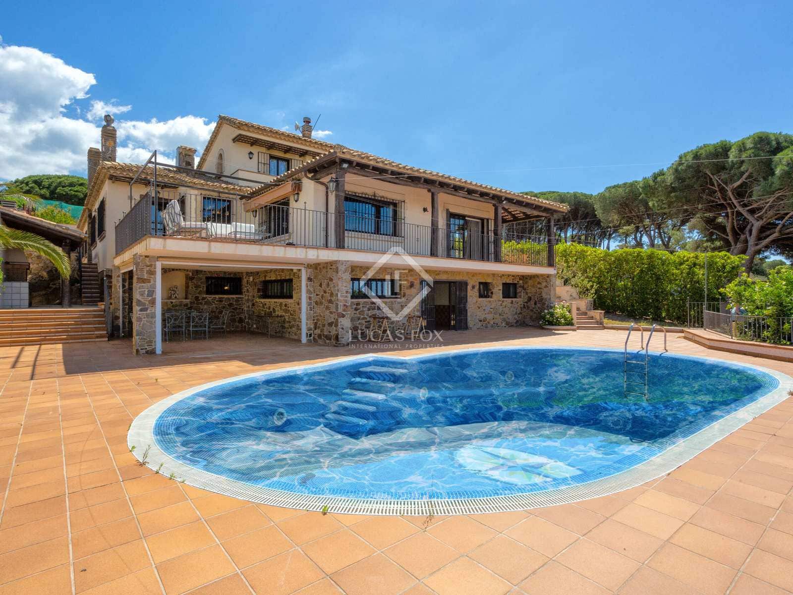 5 soveværelse Villa til salg i Sant Feliu de Guixols med swimmingpool garage - € 1.575.000 (Ref: 7670466)