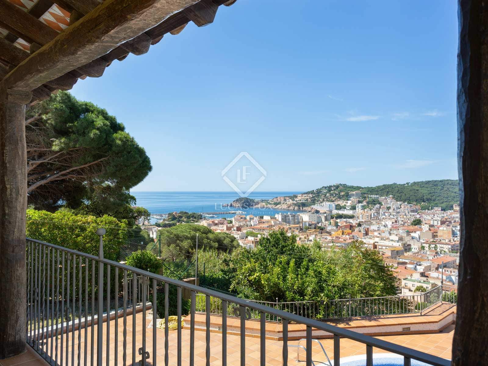 5 soverom Villa til salgs i Sant Feliu de Guixols med svømmebasseng garasje - € 1 575 000 (Ref: 7670466)