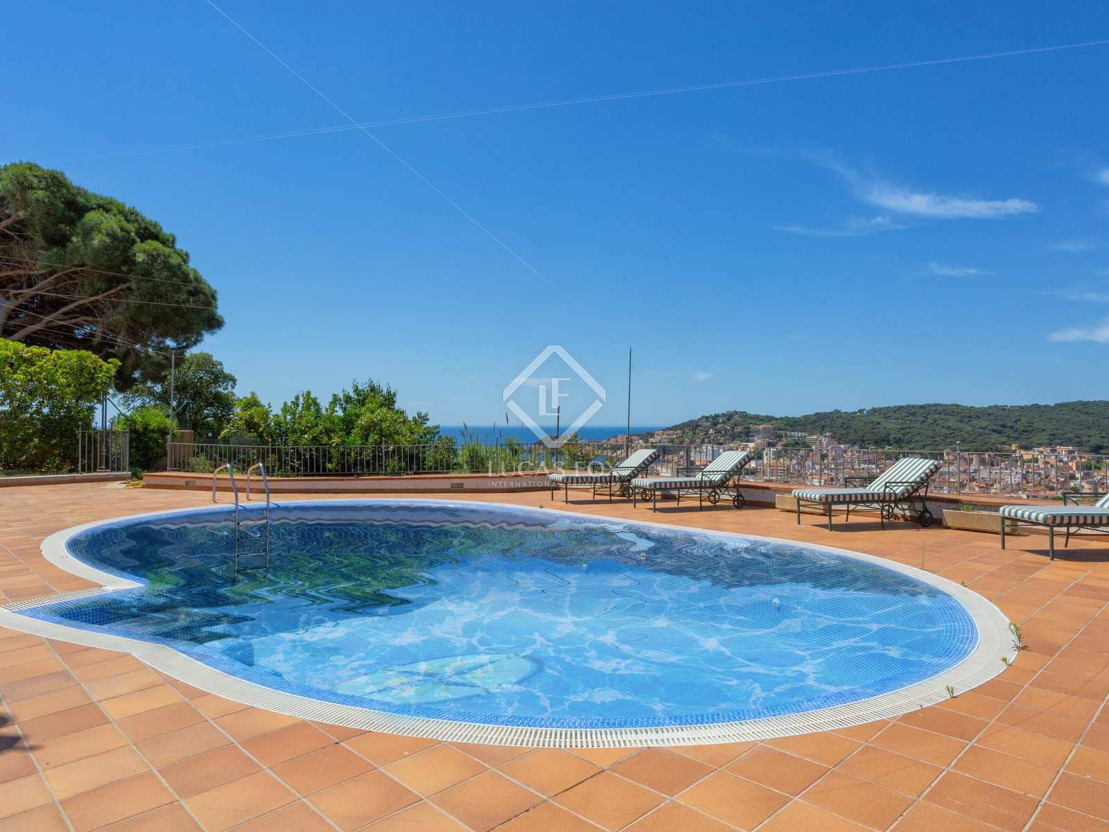 5 soverom Villa til salgs i Sant Feliu de Guixols med svømmebasseng garasje - € 1 575 000 (Ref: 7670466)