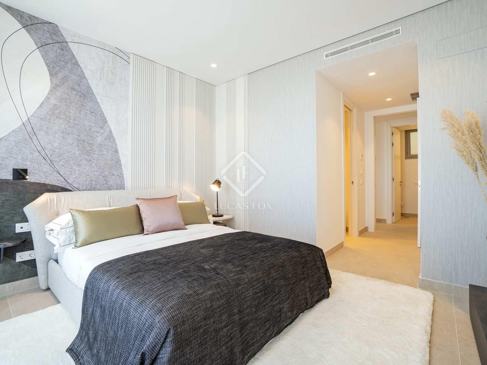 3 bedroom Apartment for sale in Benahavis with pool garage - € 1,749,000 (Ref: 7677107)