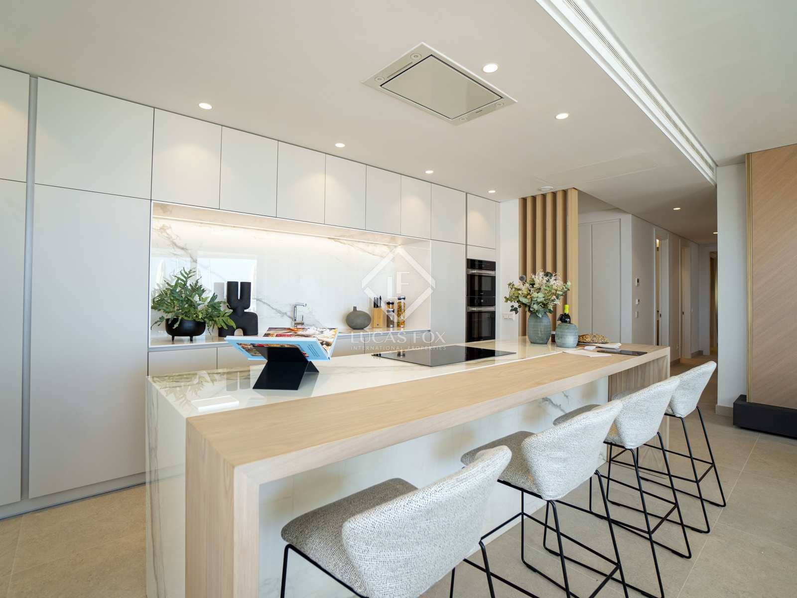 3 bedroom Apartment for sale in Benahavis with pool garage - € 1,749,000 (Ref: 7677107)