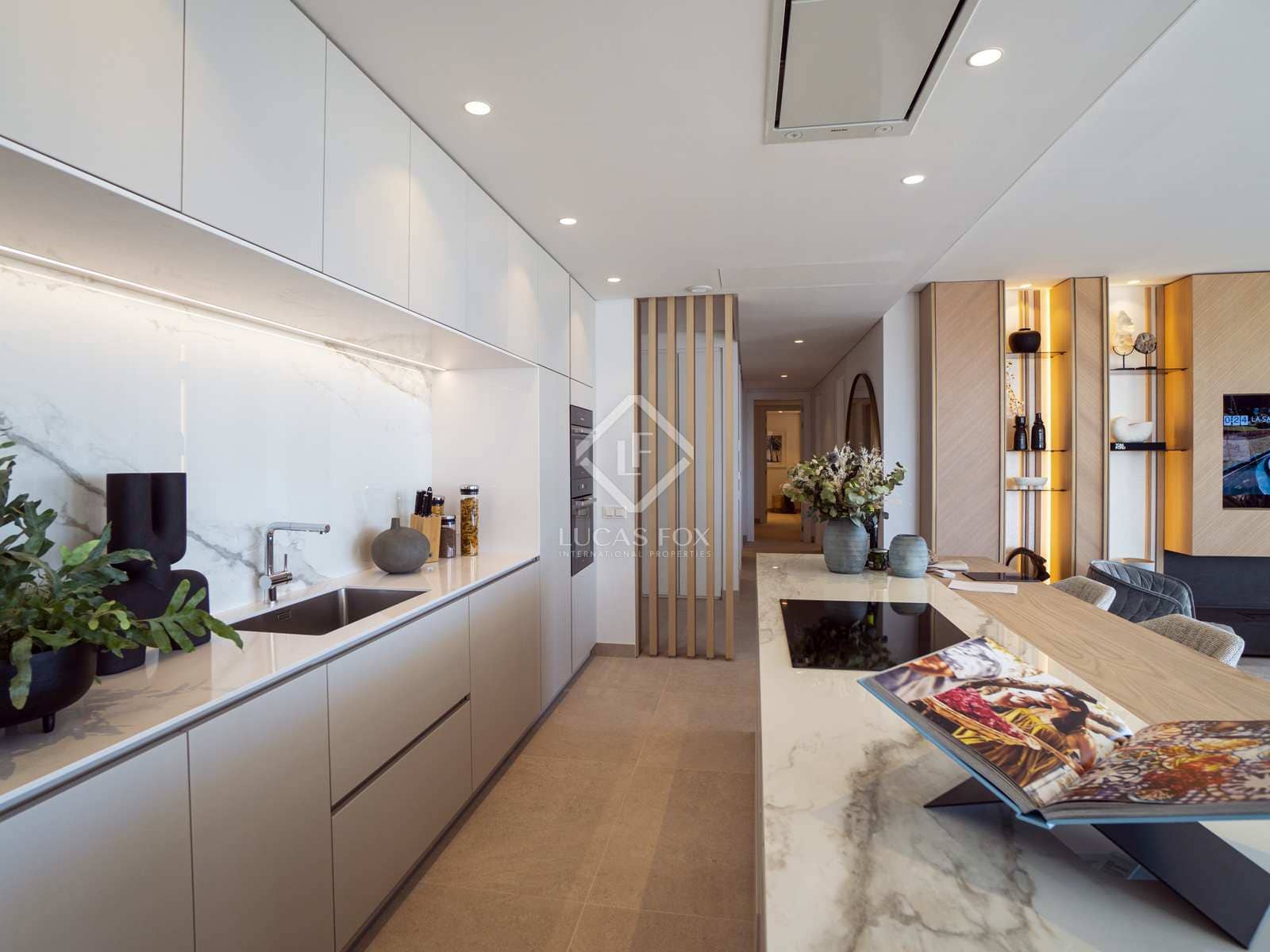 3 bedroom Apartment for sale in Benahavis with pool garage - € 1,749,000 (Ref: 7677107)