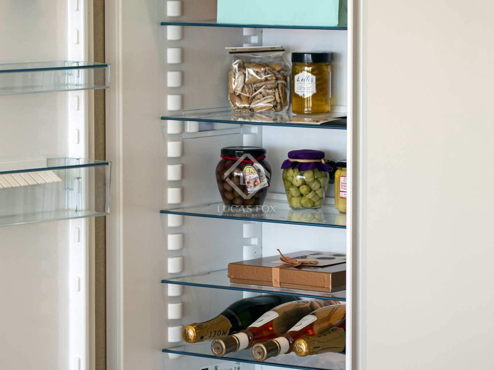 3 bedroom Apartment for sale in Benahavis with pool garage - € 1,749,000 (Ref: 7677107)