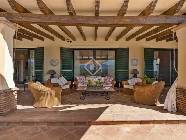 4 Zimmer Villa zu verkaufen in Marbella mit Pool Garage - 3.250.000 € (Ref: 7679969)