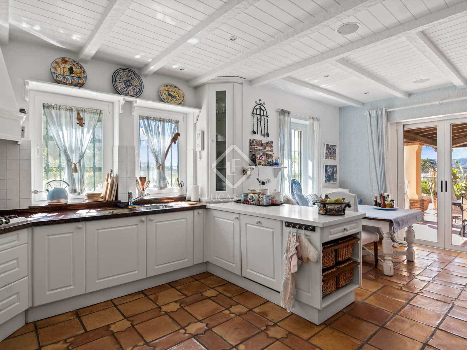 4 Zimmer Villa zu verkaufen in Marbella mit Pool Garage - 3.250.000 € (Ref: 7679969)