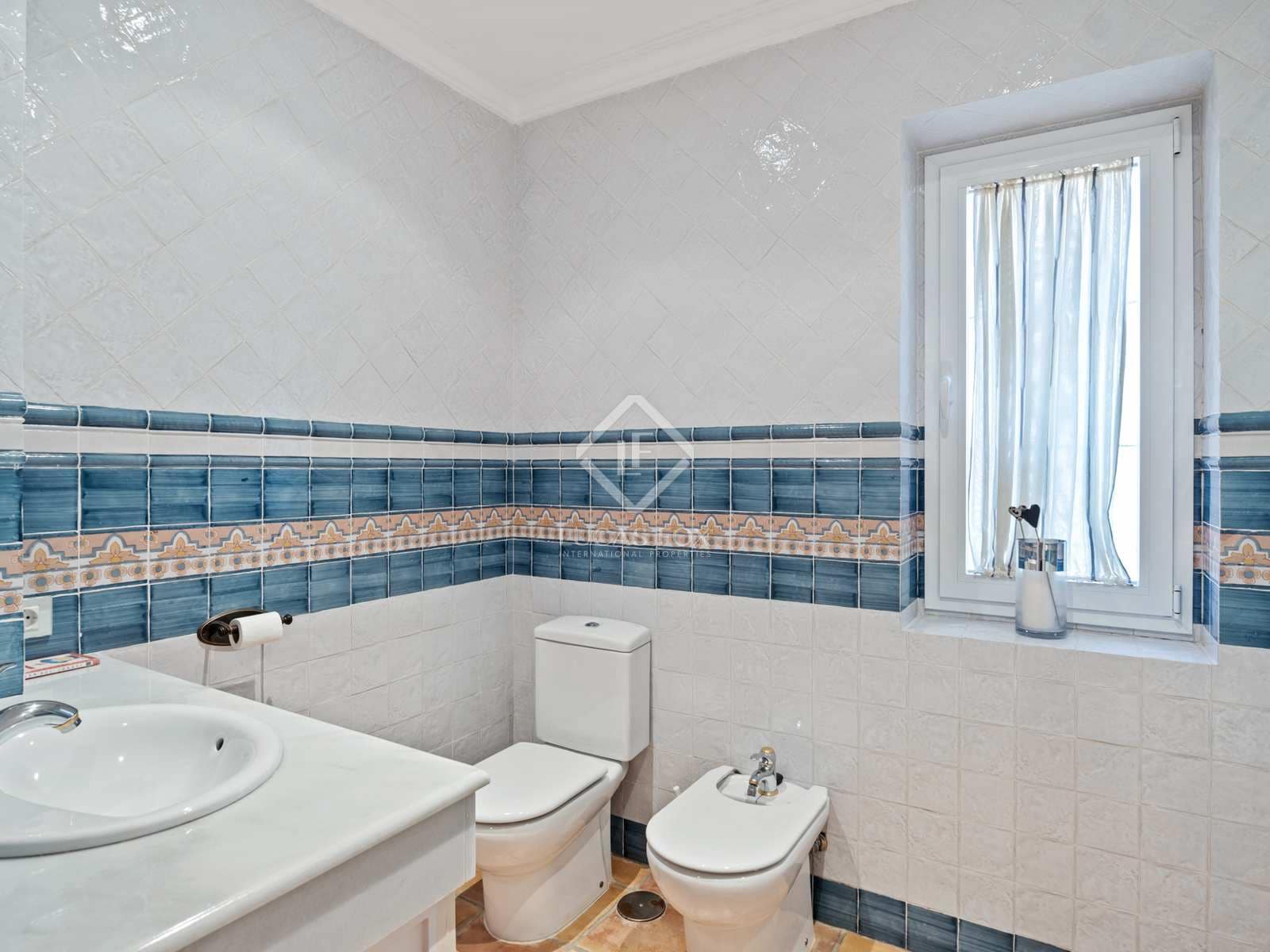 4 Zimmer Villa zu verkaufen in Marbella mit Pool Garage - 3.250.000 € (Ref: 7679969)