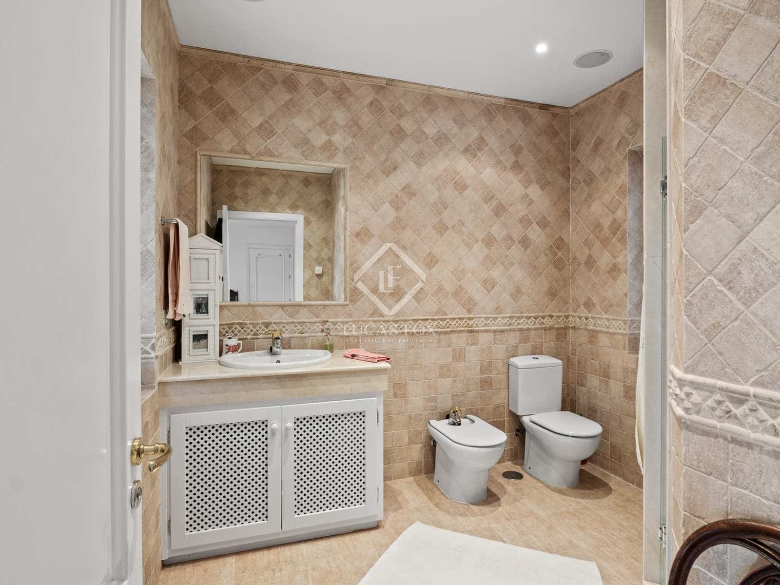 4 Zimmer Villa zu verkaufen in Marbella mit Pool Garage - 3.250.000 € (Ref: 7679969)