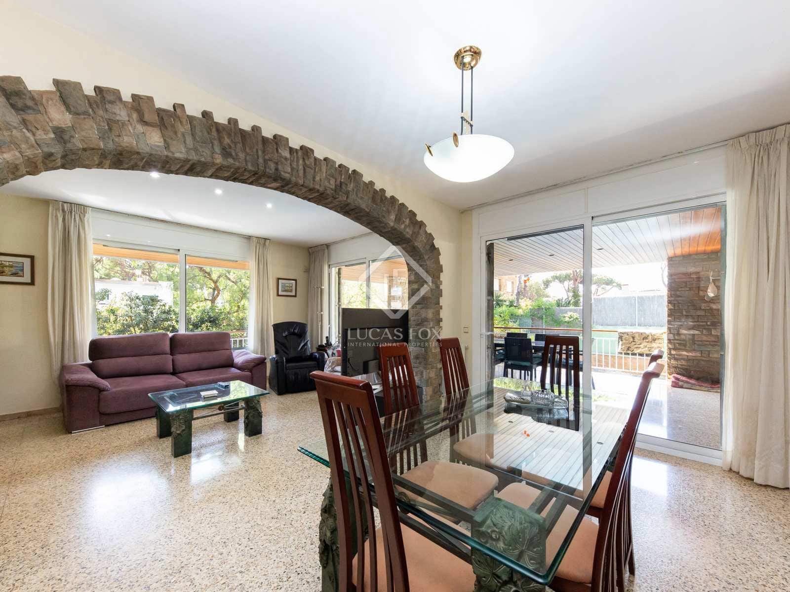 5 Zimmer Villa zu verkaufen in Castelldefels mit Pool Garage - 1.660.000 € (Ref: 7682846)