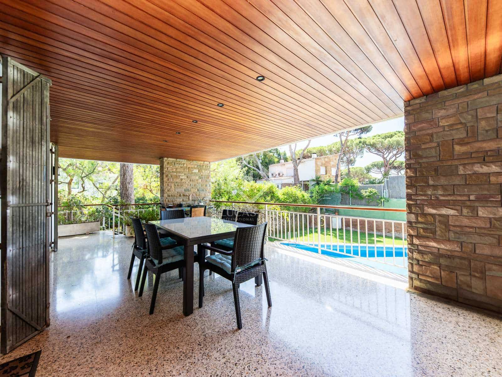 5 Zimmer Villa zu verkaufen in Castelldefels mit Pool Garage - 1.660.000 € (Ref: 7682846)