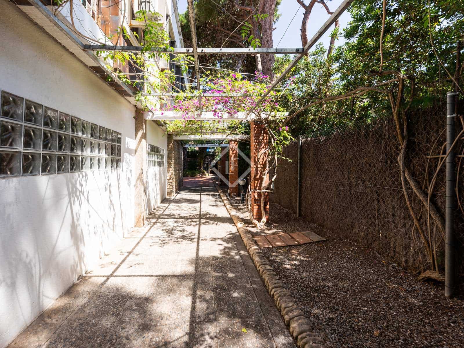 5 Zimmer Villa zu verkaufen in Castelldefels mit Pool Garage - 1.660.000 € (Ref: 7682846)